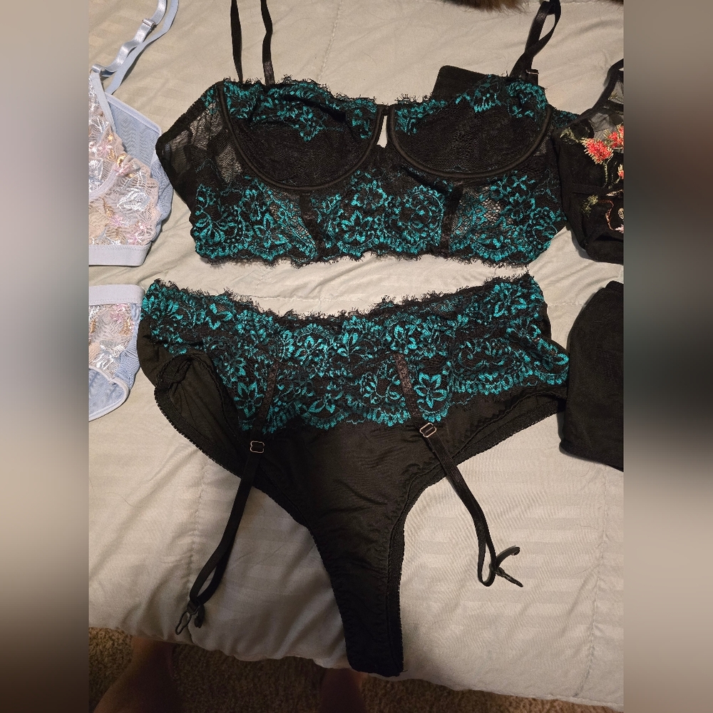 Green Lingerie Set